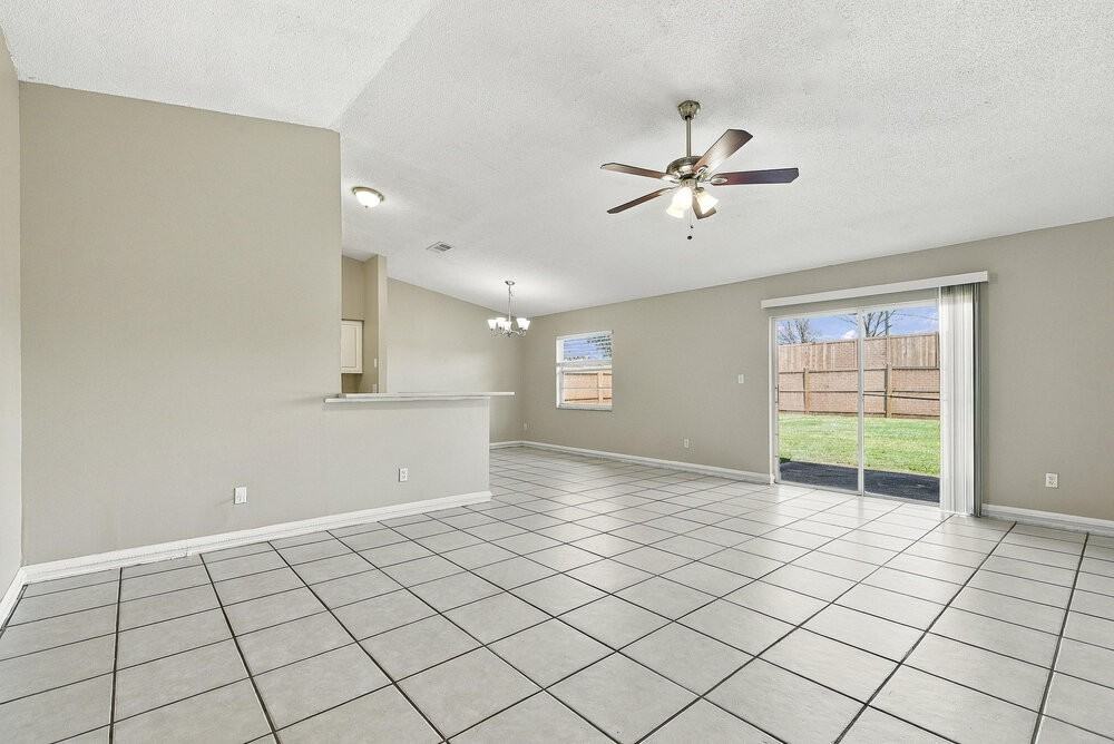 5437 Wauchula Ct - Photo 4 of 16