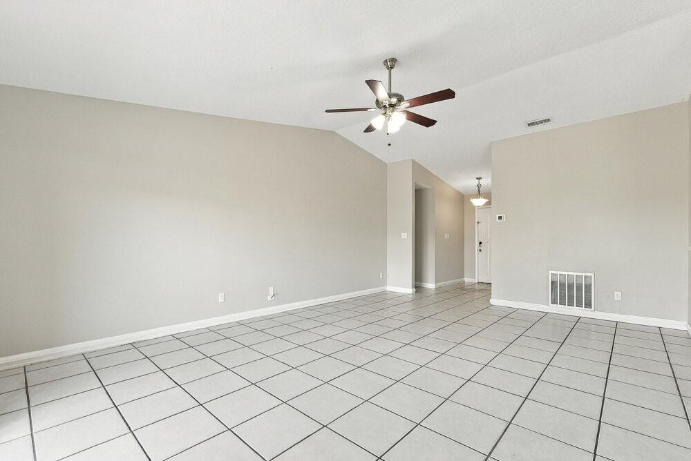 5437 Wauchula Ct - Photo 5 of 16