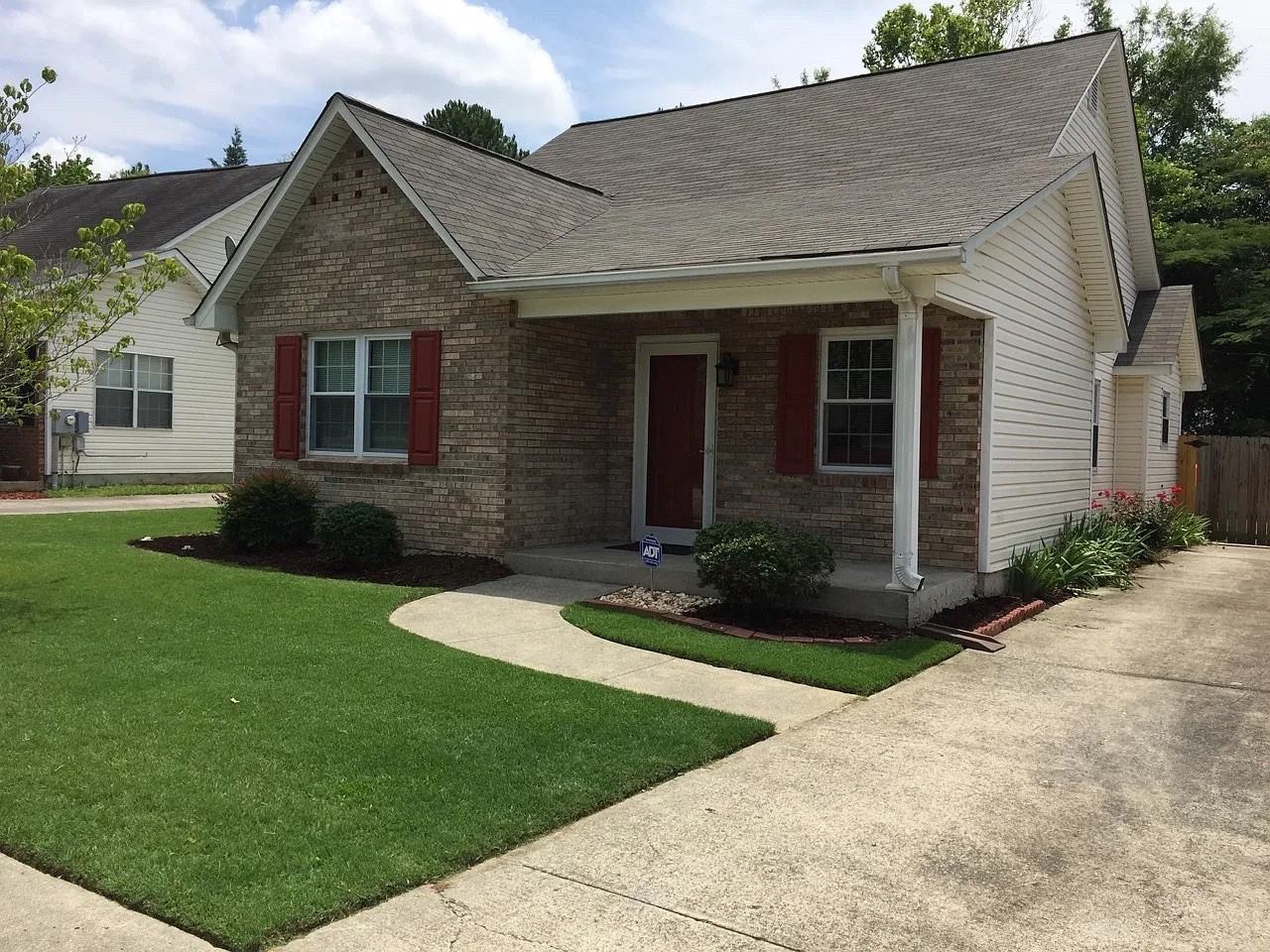 44 Pointe North Dr - Photo 2 of 22