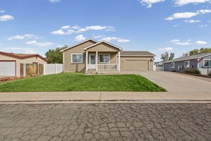 featured image of 4128 Hayes Ave