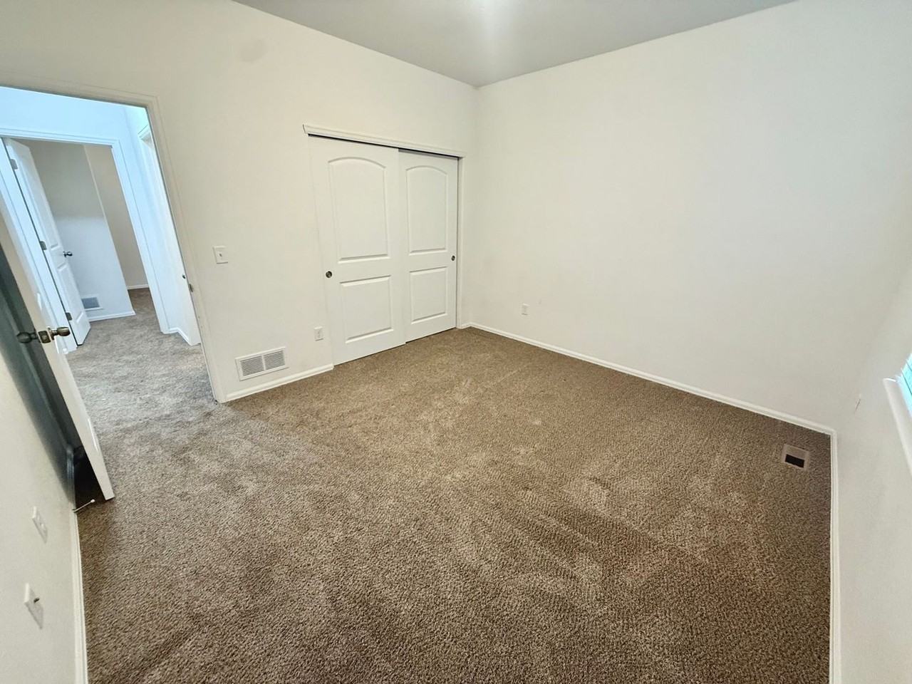 4193 Front Stretch Dr - Photo 5 of 30