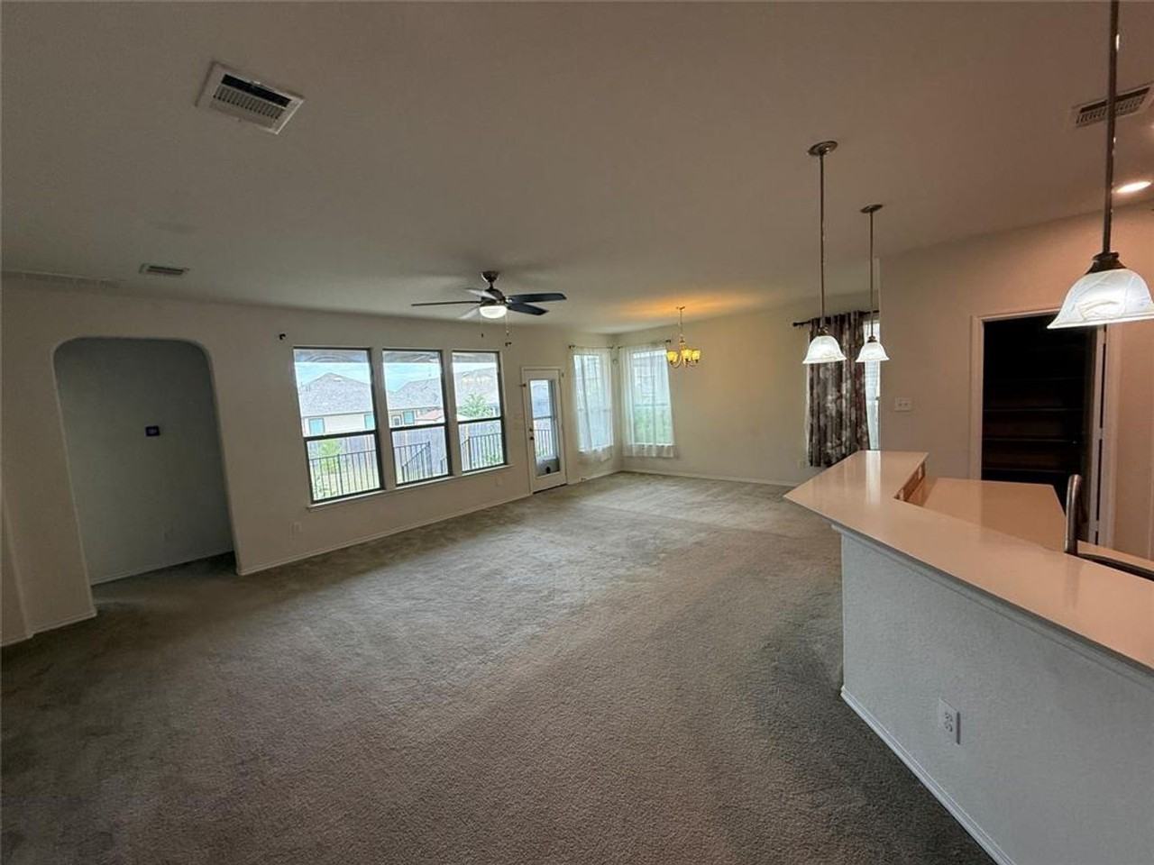 16602 Brogan Ln - Photo 3 of 21