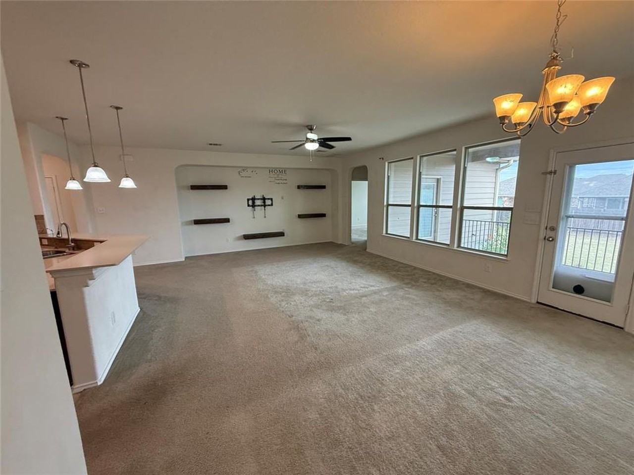 16602 Brogan Ln - Photo 5 of 21