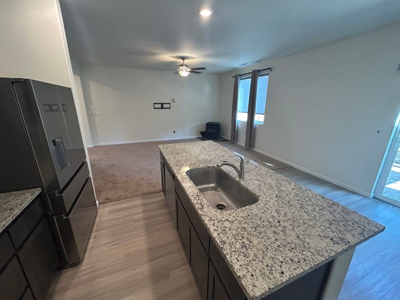 2338 Nw Yohn Ranch Dr - Photo 4 of 19