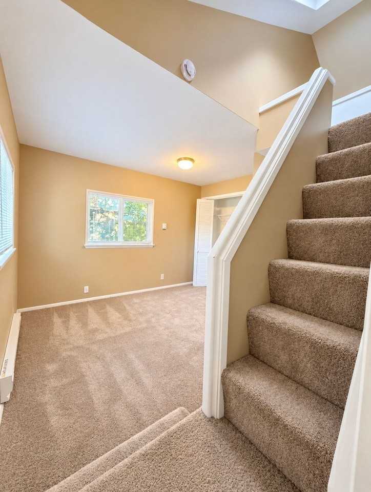 13702 Densmore Ave N - Photo 5 of 13