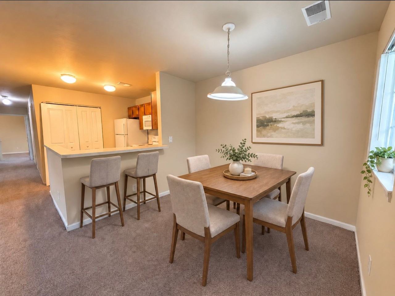 Eaglebrook Apartments - Photo 3 of 20
