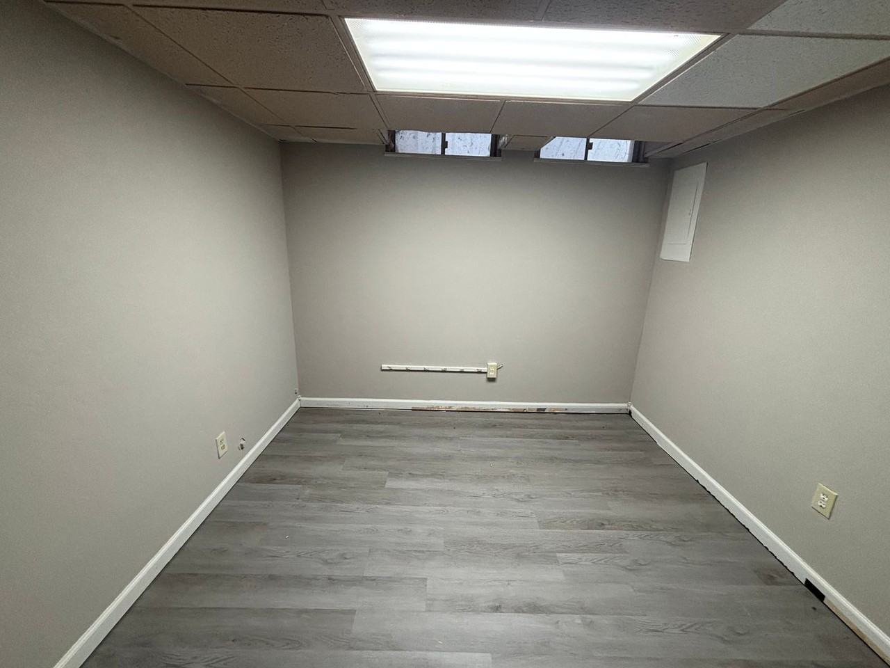 1301 N Westlink Ave - Photo 6 of 17