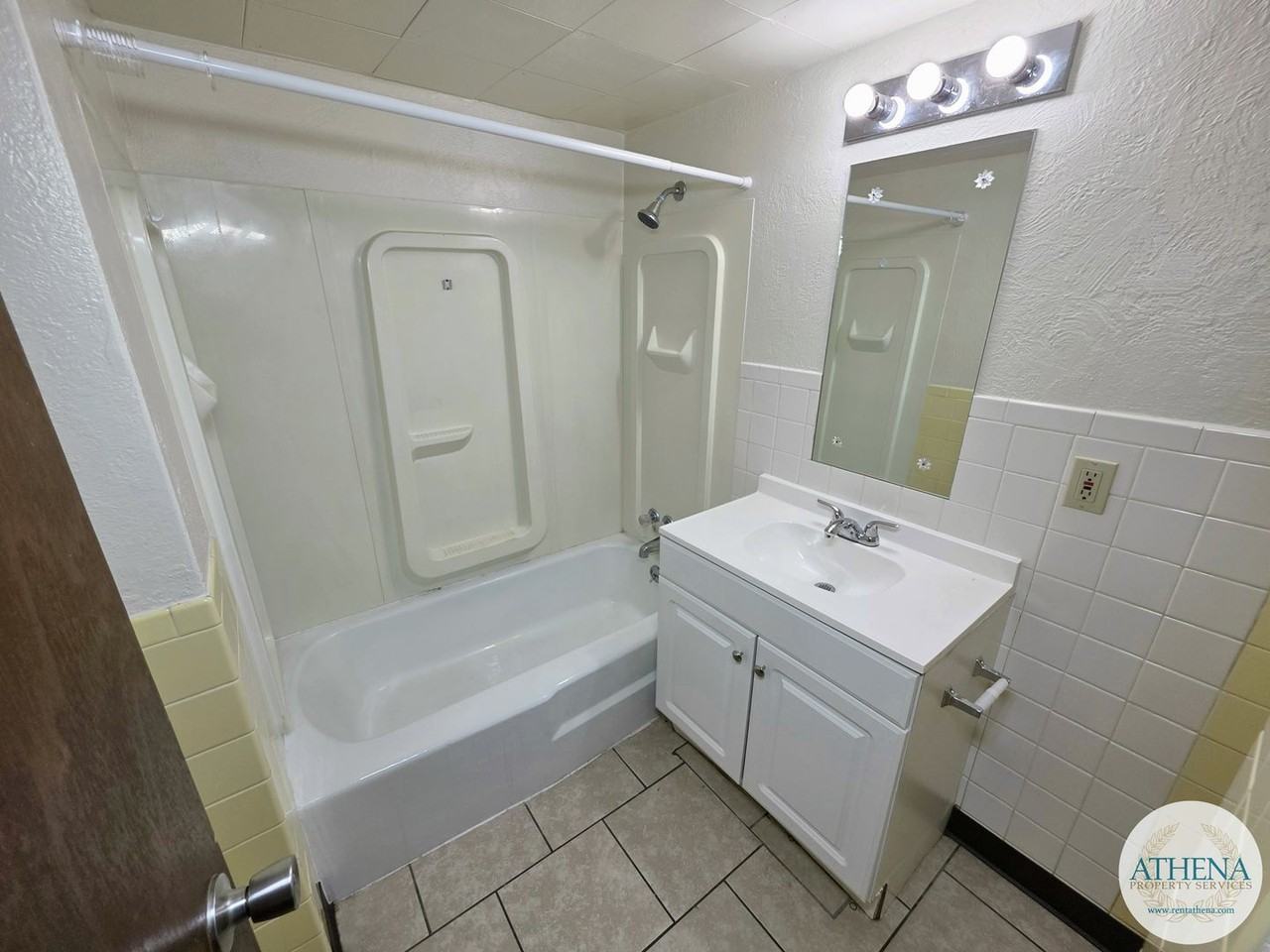 505 Washington - Photo 4 of 15