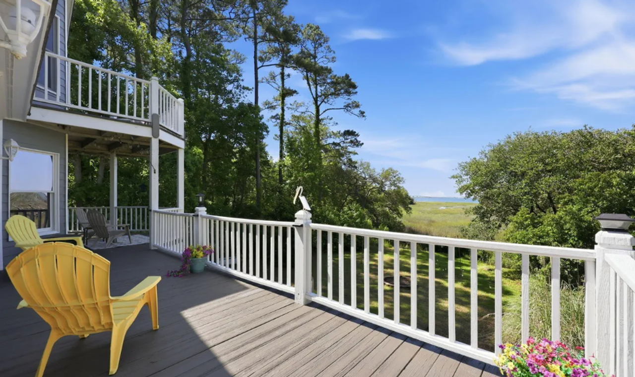 174 Windy Point Rd - Photo 4 of 24