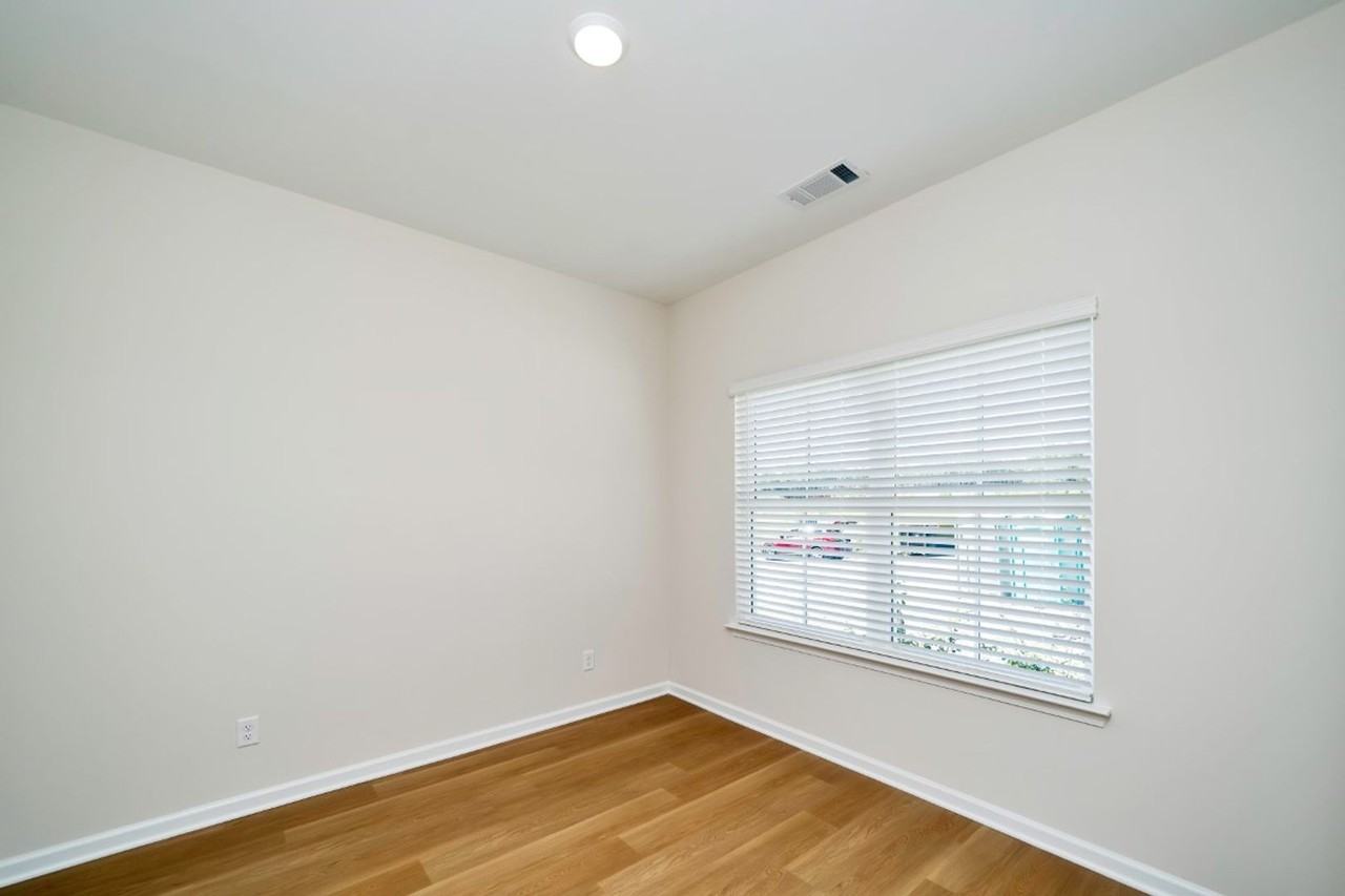 2257 Headrick Rd - Photo 6 of 23