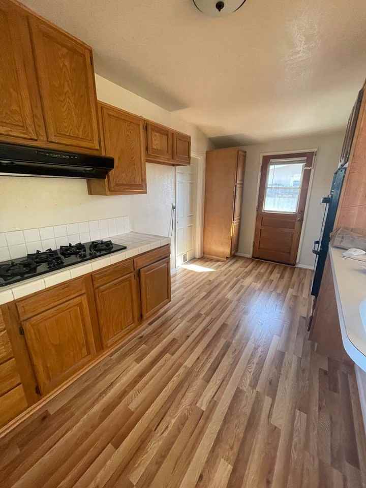 17592 Fiesta Way - Photo 3 of 7