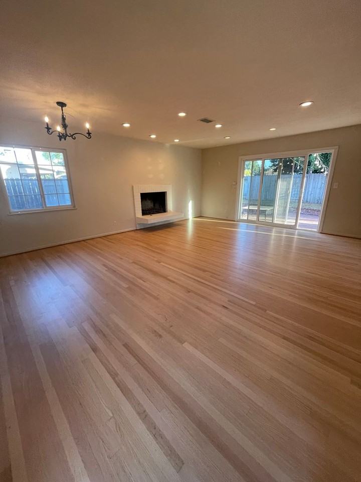 17592 Fiesta Way - Photo 4 of 7