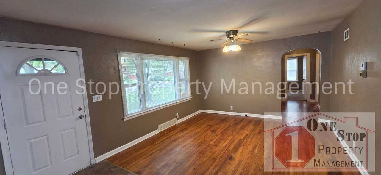 310 Sw 13th St - Photo 3 of 25