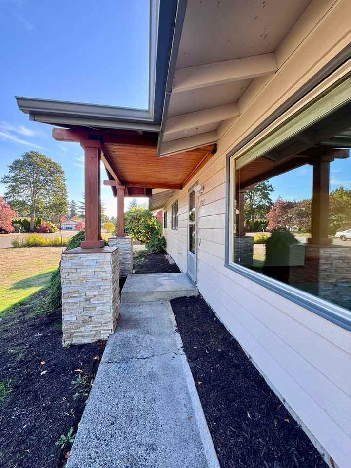 6923 Kansas St - Photo 2 of 35