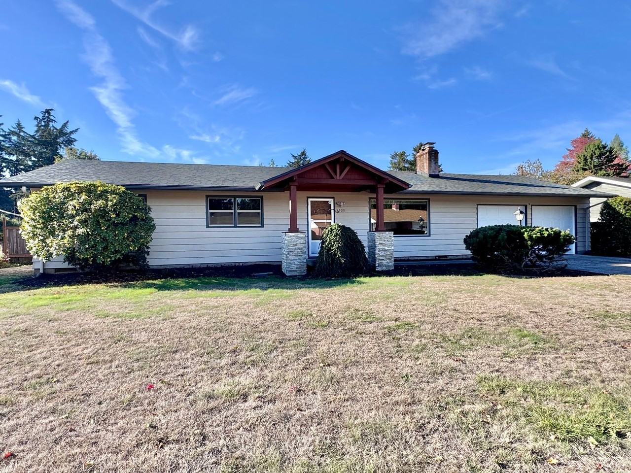 6923 Kansas St - Photo 3 of 35
