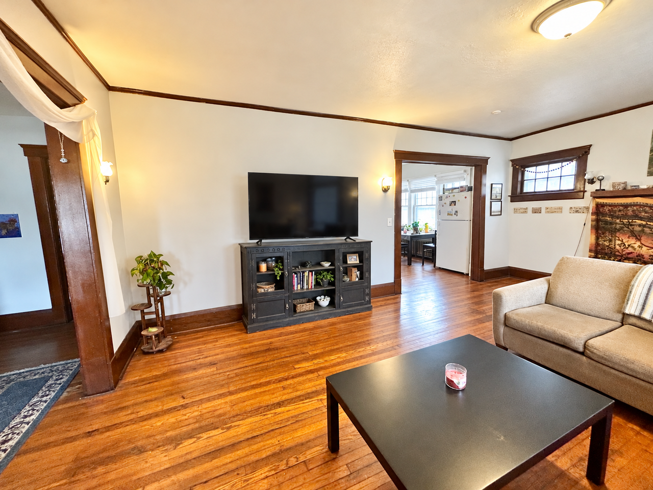 504 Catherine St - Photo 5 of 32