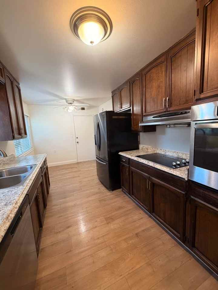 6431 Everest Way - Photo 4 of 15