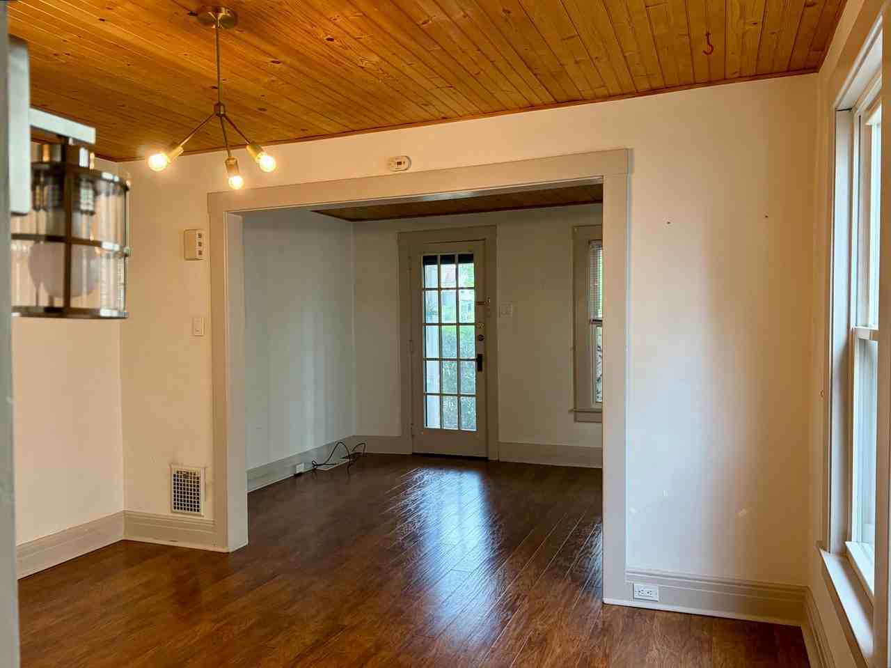 805 Dellwood St - Photo 2 of 11