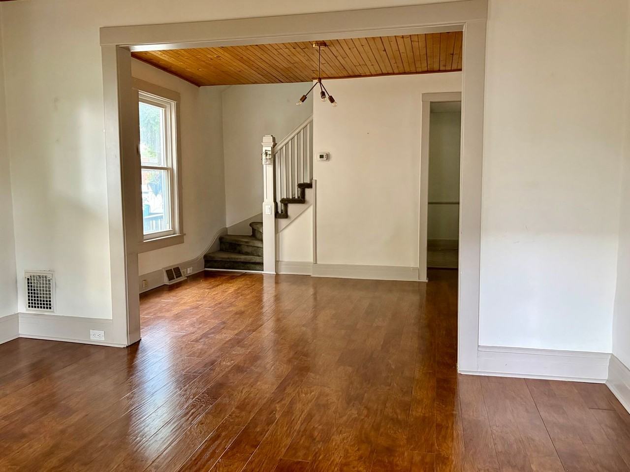 805 Dellwood St - Photo 3 of 11