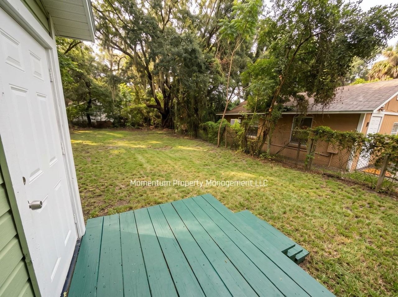 8118 N Marks St - Photo 2 of 15