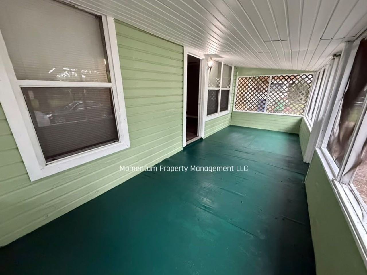 8118 N Marks St - Photo 3 of 15
