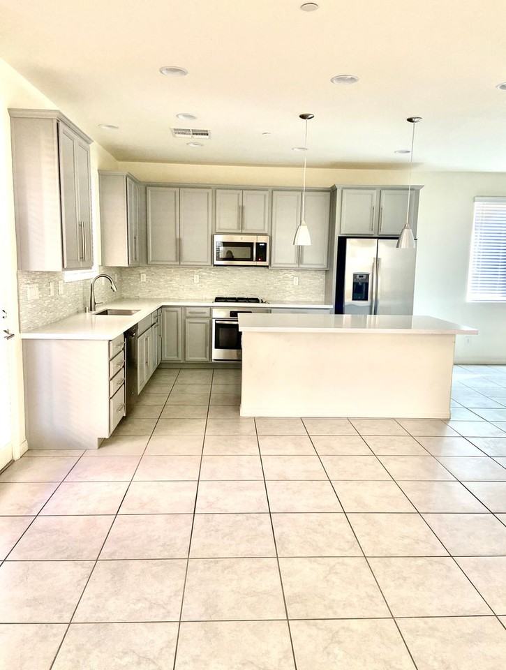 348 Mezzaforte St - Photo 3 of 11