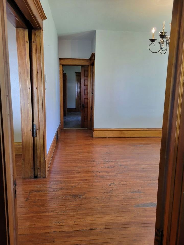 114 5th St - Photo 3 of 50