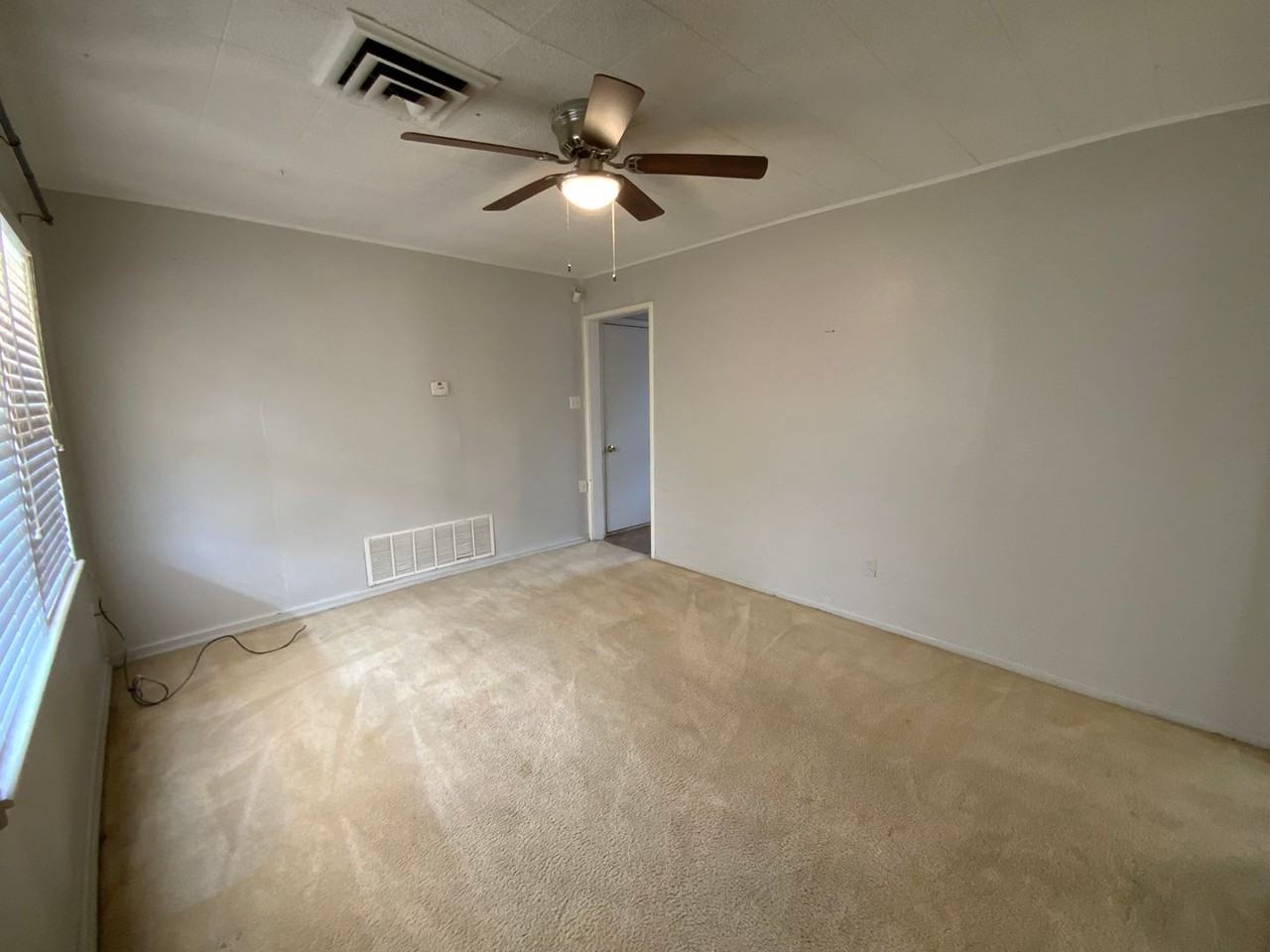 2815 Sw I Ave - Photo 2 of 20