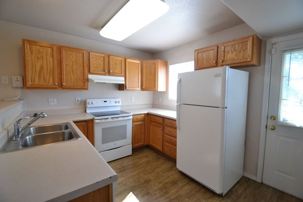 7830 Antelope Ridge Pt - Photo 4 of 13