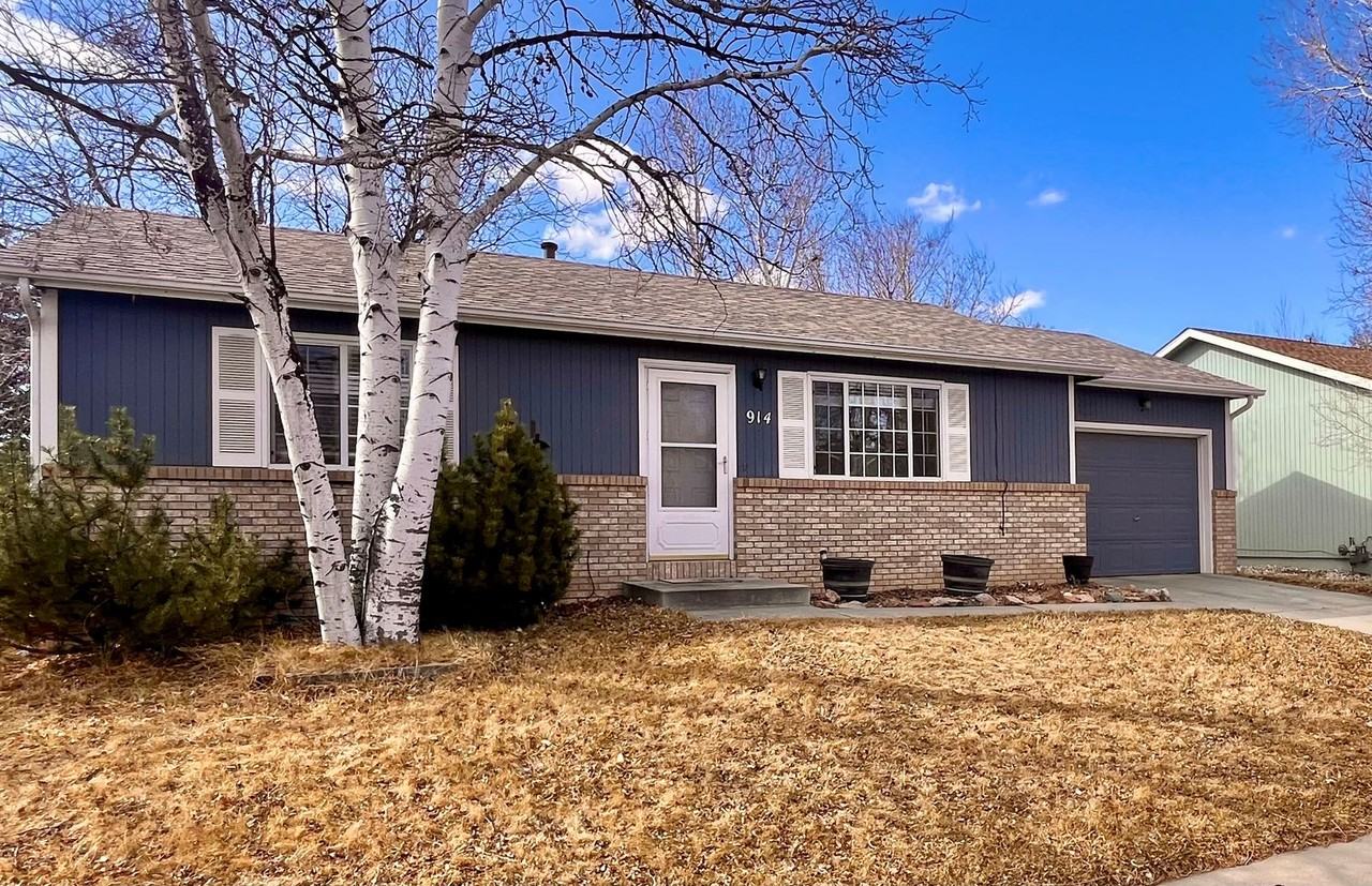 914 Canyon Ct - Photo 2 of 20