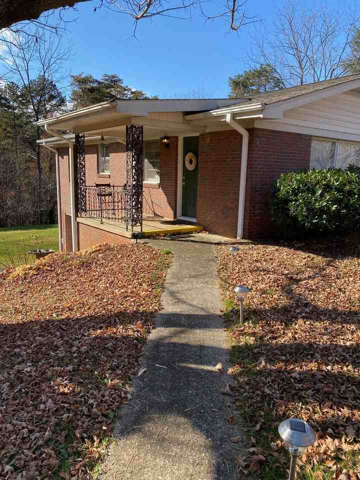 33B Holly Hill Dr - Photo 2 of 32