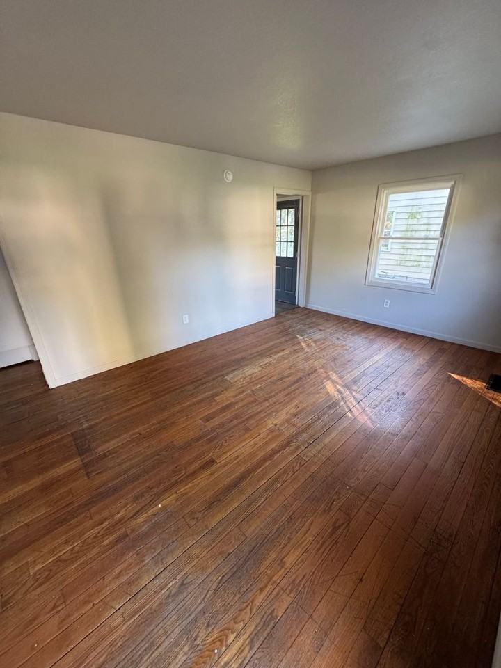 4507 Plaza Dr - Photo 2 of 9