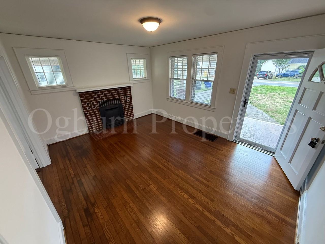 4733 Germanton Rd - Photo 4 of 12