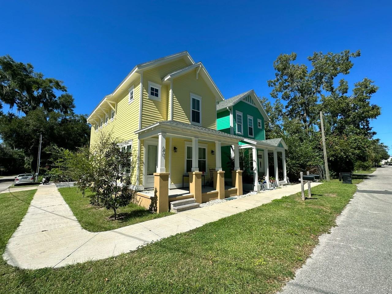 640 Sw 5th St - Photo 2 of 26