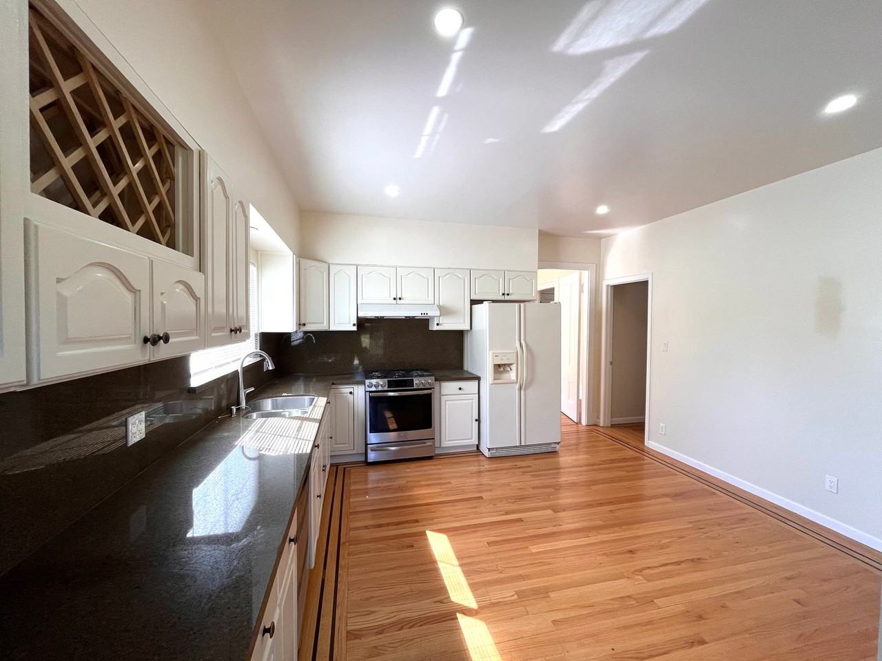 2436 9th Ave - Photo 6 of 27