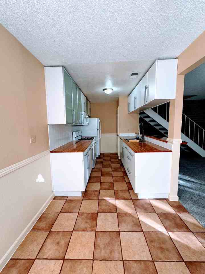 3703 Park Dr - Photo 2 of 15