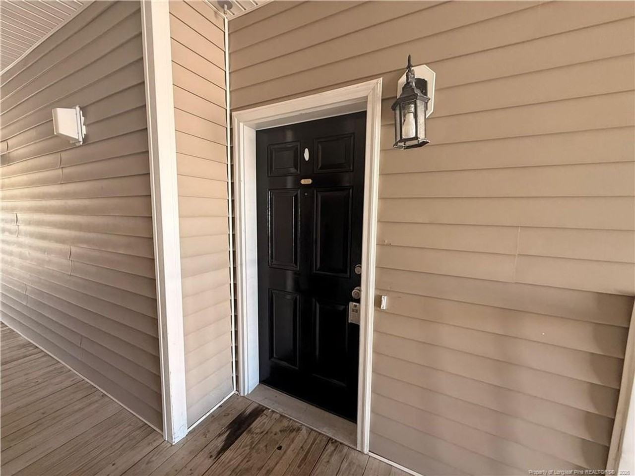635 Marshtree Ln #306 - Photo 2 of 17