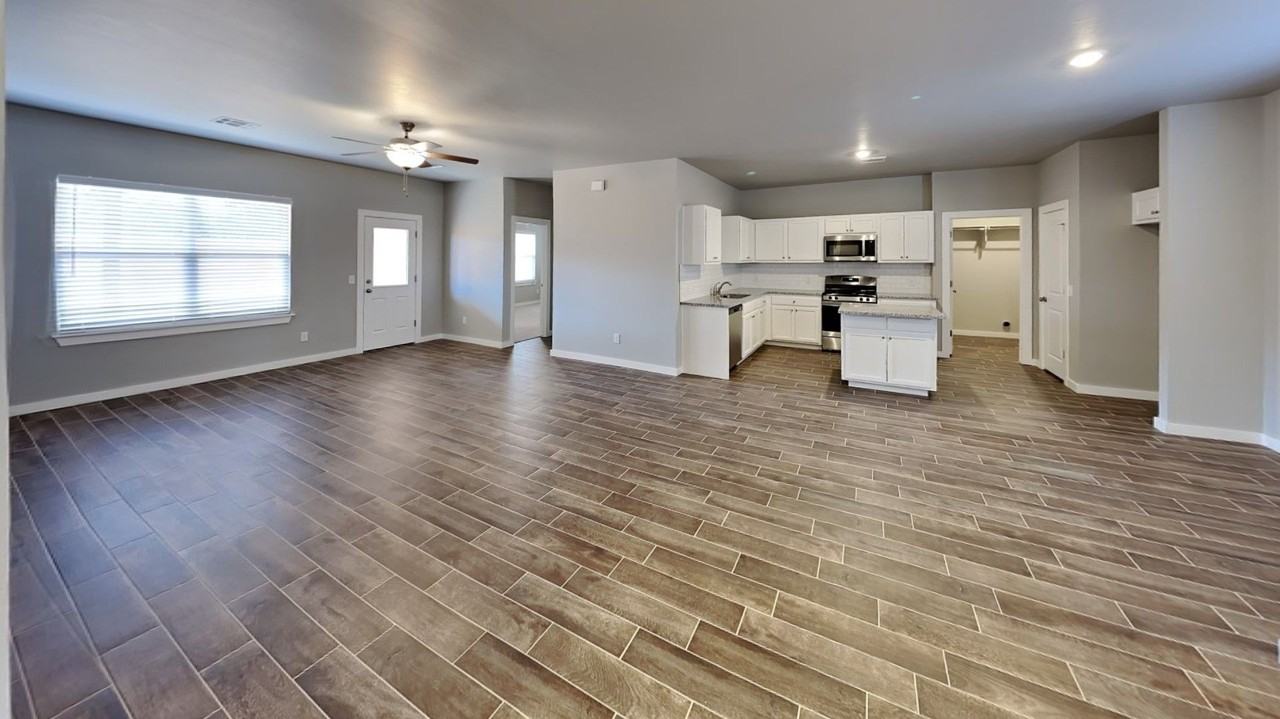 12417 Ride Ave - Photo 5 of 29