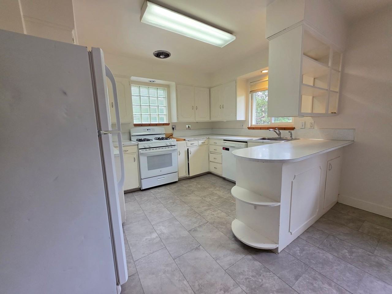 1901 Baseline Rd - Photo 6 of 33