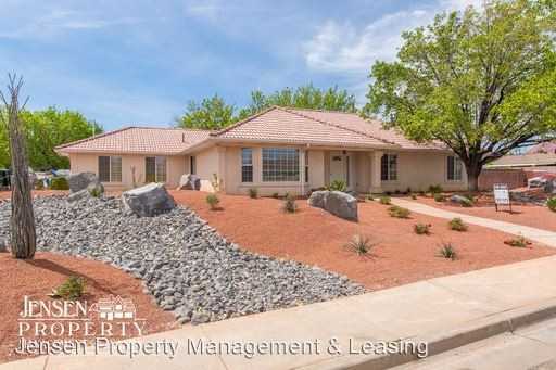 1477 Canyon View Dr - Photo 2 of 25