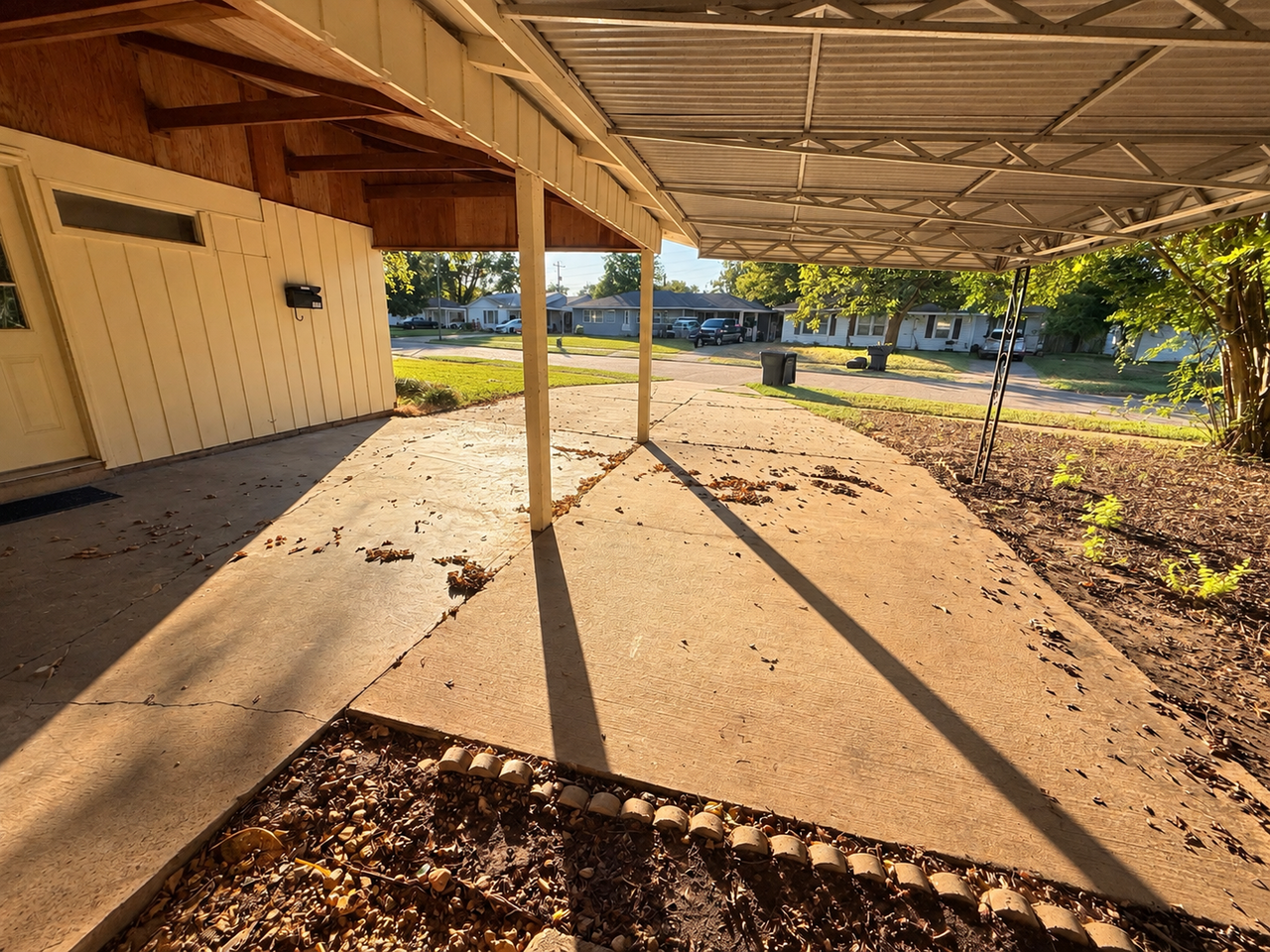 1320 Mark Ave - Photo 4 of 50