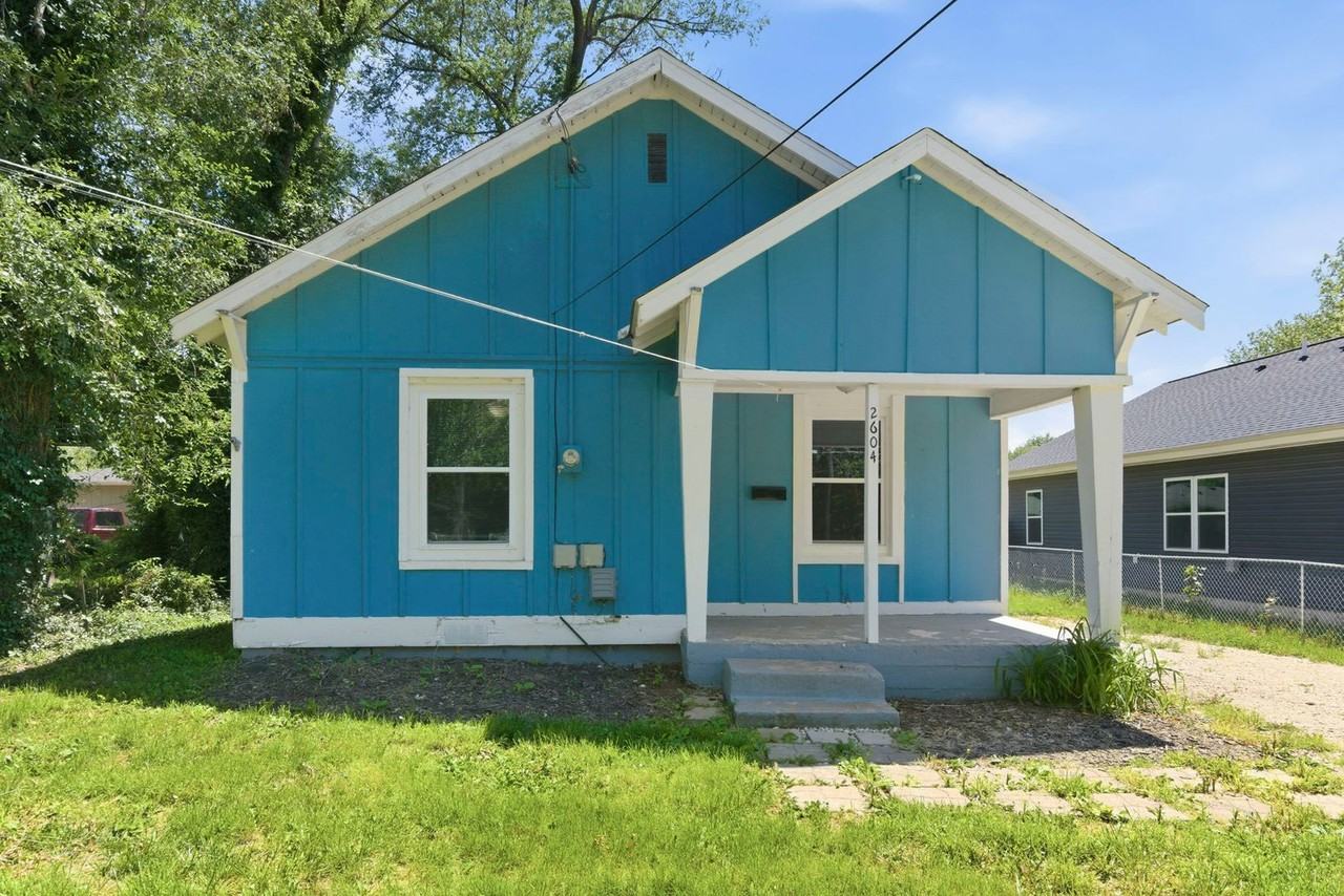 2604 W Calhoun St - Photo 2 of 29