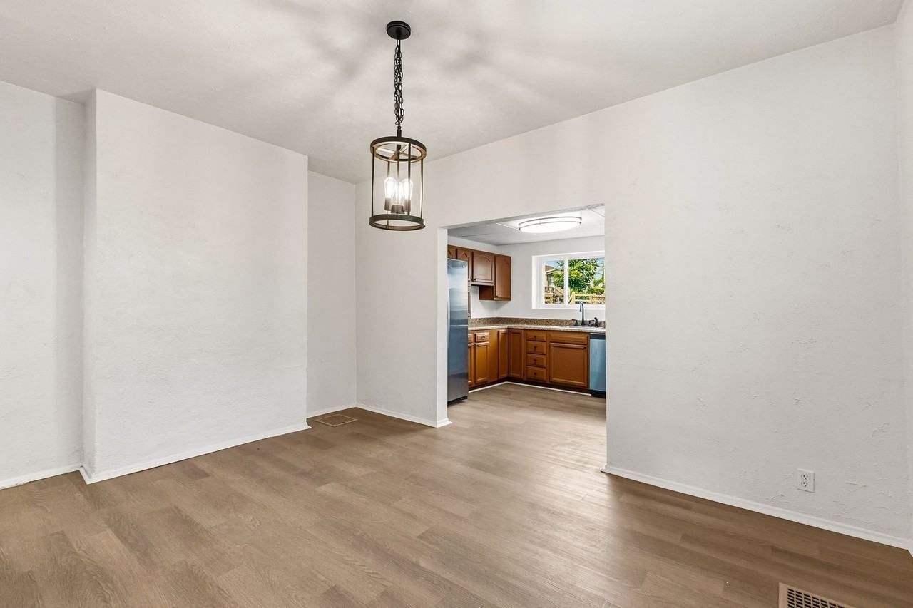 6211 Huntress St - Photo 4 of 20