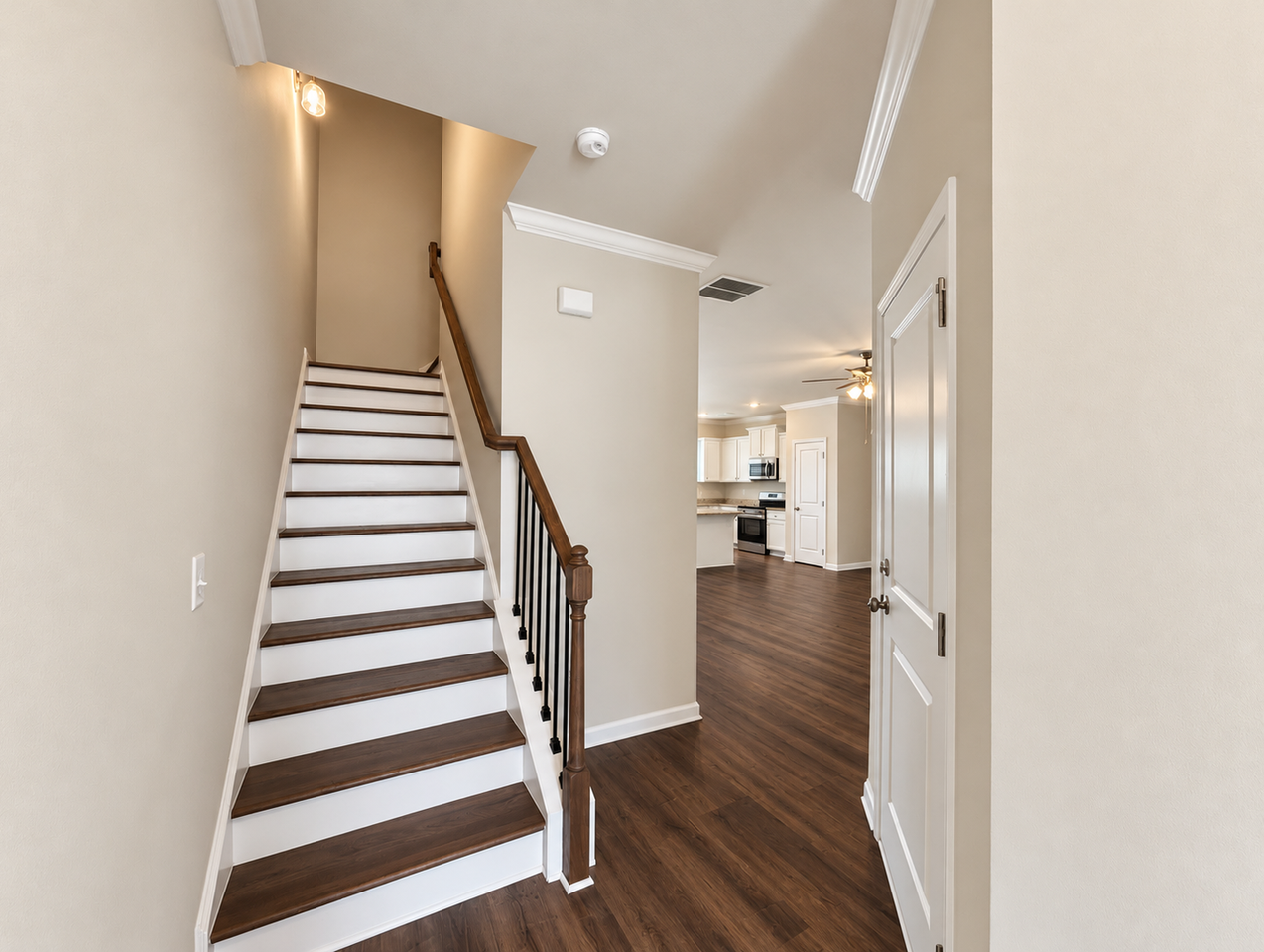 4325A Shawnee Dr - Photo 3 of 12