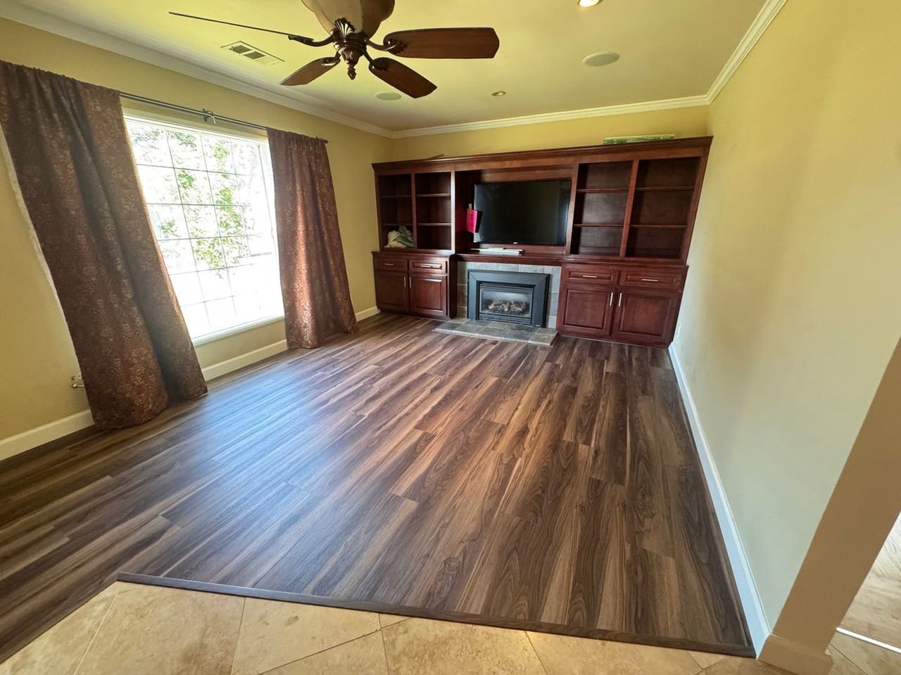 15040 Dewey St - Photo 2 of 34