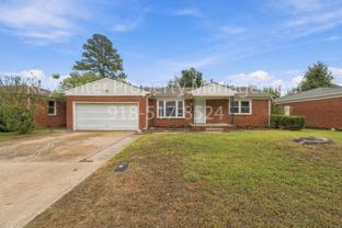 2509 S Irvington Ave - Photo 1 of 1