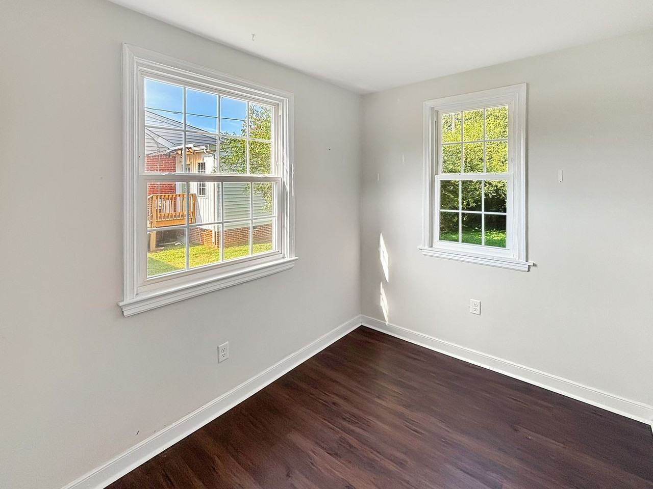 4608 Chipoax Ave - Photo 2 of 11