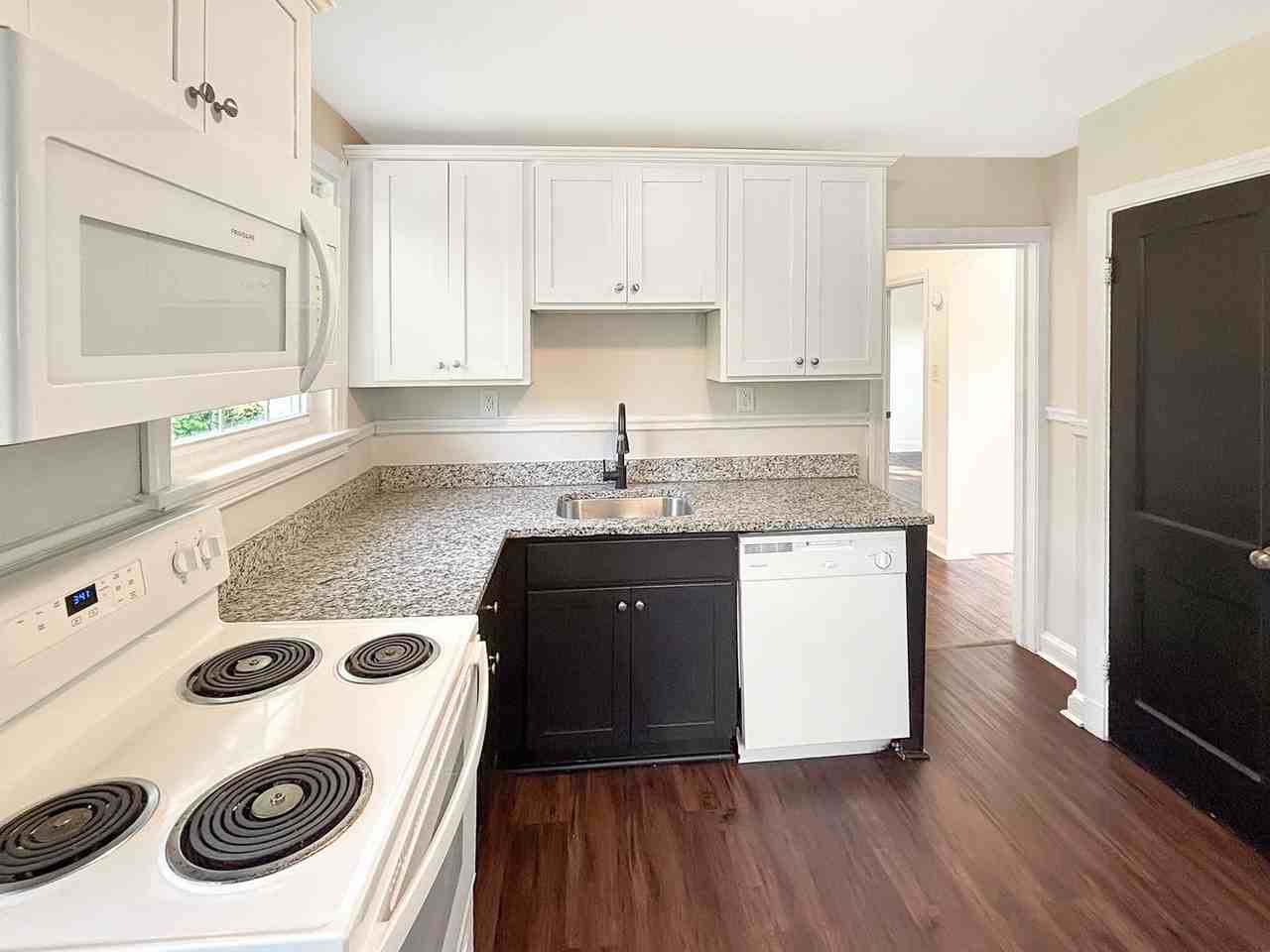 4608 Chipoax Ave - Photo 6 of 11
