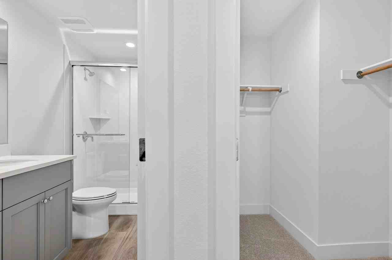 1448 Julia Ln - Photo 6 of 50