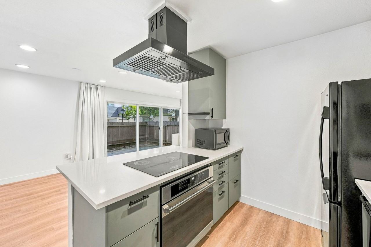407 N Jeanine Dr #A - Photo 6 of 12